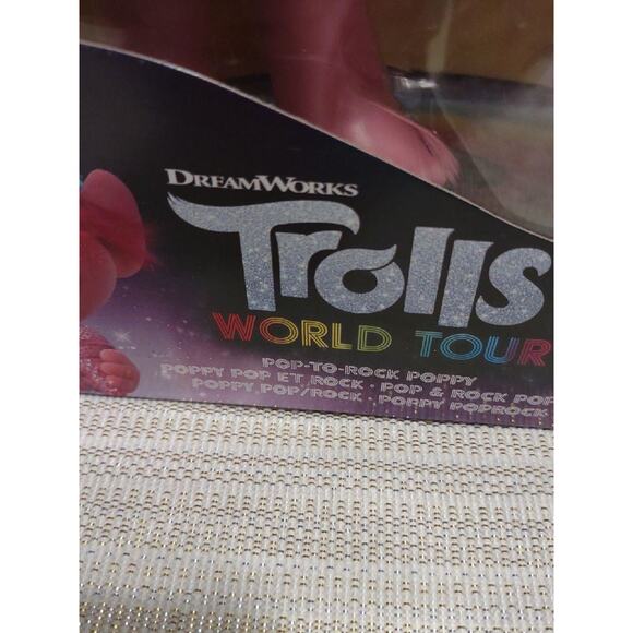 DreamWorks Trolls World Tour Pop to Rock Poppy Singing Doll w/2 Guitars Hasbro - Picture 9 of 16